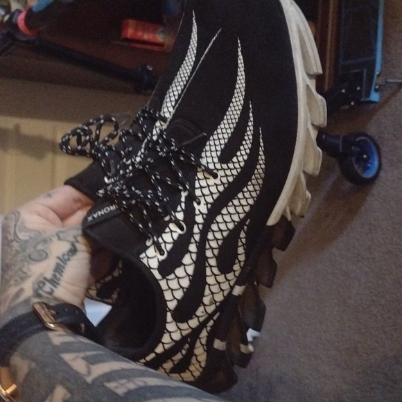 BRONAX black&white art style👟🆕 non used. Perfect condition. Check pics! - Picture 12 of 12